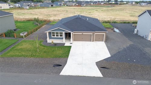 3006 Dapple Gray Way, Ellensburg, WA, 98926-6019 | Card Image