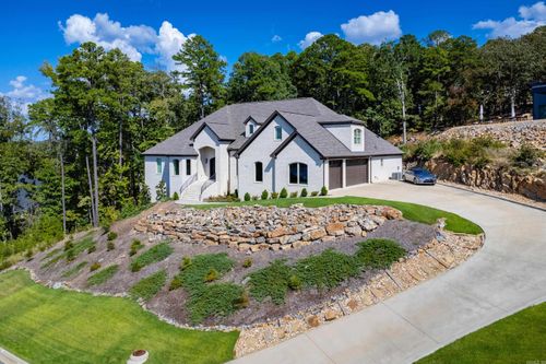 18 Falstone Dr, Little Rock, AR, 72223-8042 | Card Image