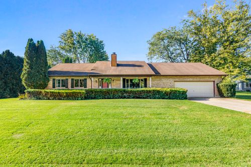 1485 Nova Rd, Sandwich, IL, 60548-9200 | Card Image