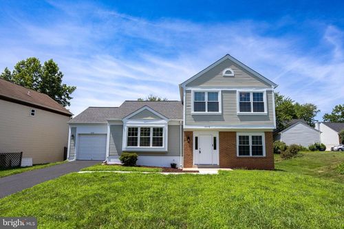 10116 Wimbledon Ct, MANASSAS, VA, 20110-2185 | Card Image