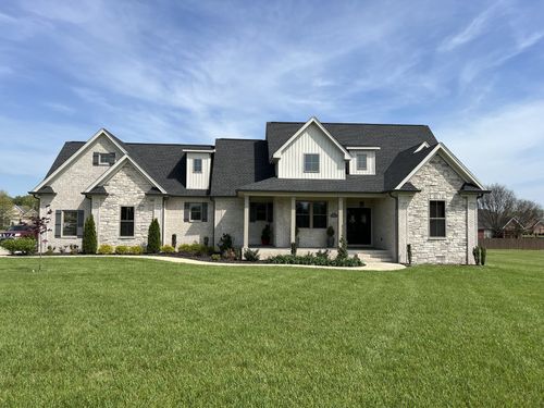 351 Michael Cir, Lafayette, TN, 37083-2668 | Card Image