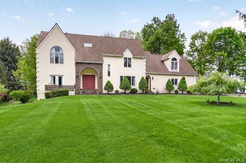 9 Hickory Ridge Rd, Brewster, NY, 10509-5519 | Card Image