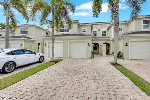 4103-1335 Mariposa Cir, NAPLES, FL, 34105-7243 | Card Image