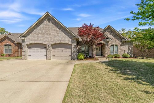 2724 Whitewood Dr, Sherwood, AR, 72120-8066 | Card Image