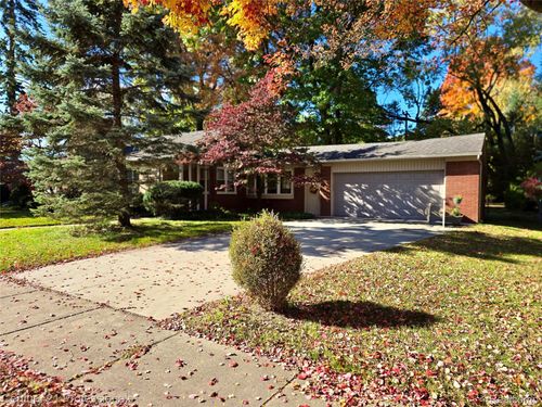 13933 Garfield, Redford, MI, 48239-2832 | Card Image