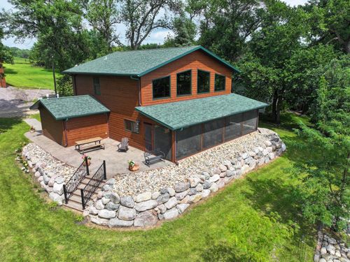 78591 Lovgren Woodshore Rd, Ortonville, MN, 56278-2201 | Card Image