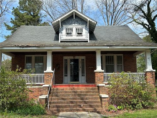 35 Kerr St, Onancock, VA, 23417-4207 | Card Image