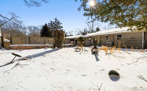 67 Church Ln, East Hampton, NY, 11937-1861 | Card Image