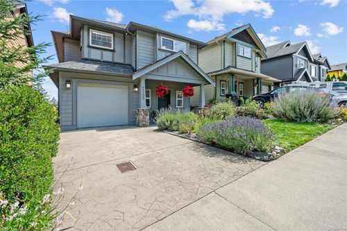 2105 Longspur Dr, Langford, BC, V9B0E7 | Card Image
