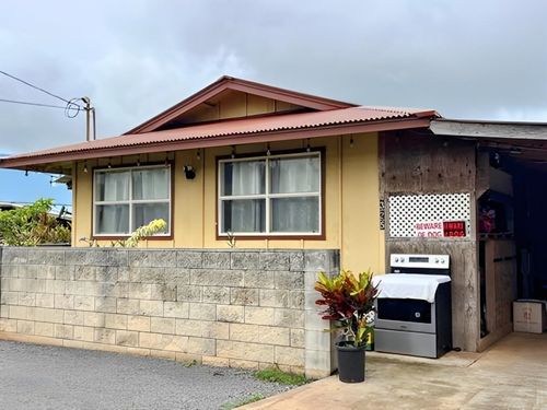 325 Gay St, Lanai City, HI, 96763-8013 | Card Image