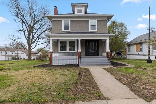 1707 Franklin Ave, Lexington, MO, 64067-1473 | Card Image