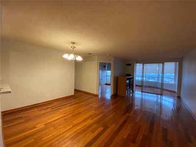 PH17 - 175 Bamburgh Cir, Condo with 2 bedrooms, 2 bathrooms and 1 parking in Scarborough ON | Image 3