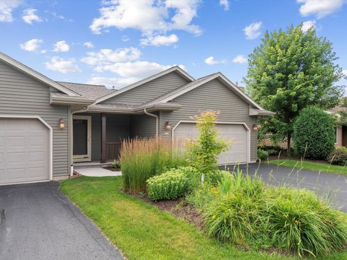 733 Cattail Ct, Plymouth, WI, 53073-4983 | Card Image