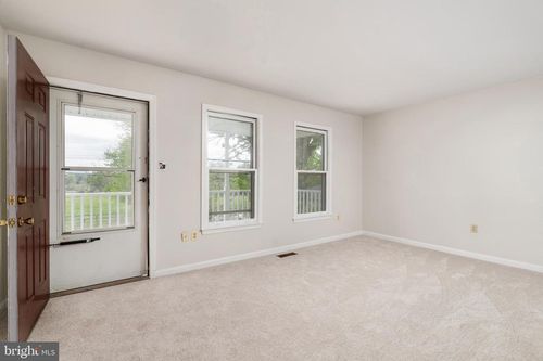 3961 Rectortown Rd, MARSHALL, VA, 20115-3314 | Card Image