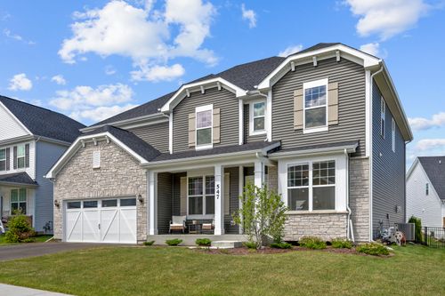 547 Branson Dr, Batavia, IL, 60510-7734 | Card Image