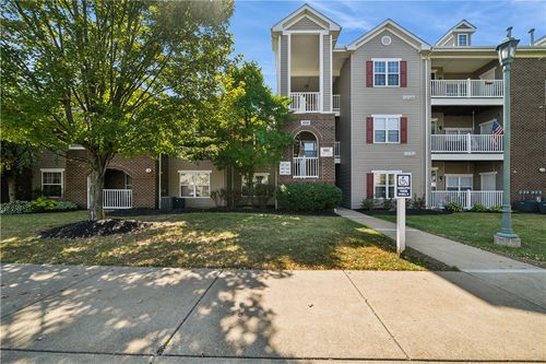 1009 Stockton Rdg, Cranberry Twp, PA, 16066-2238 | Card Image