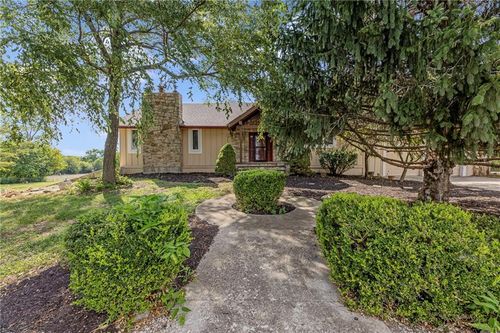 24510 Hospital Dr, Paola, KS, 66071-5392 | Card Image