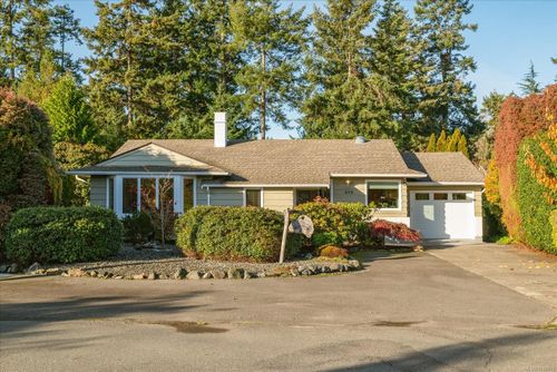 498 Dalmatian Dr, Parksville, BC, V9P1Y4 | Card Image