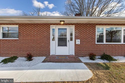 717 N Church Ave, MILFORD, DE, 19963-1215 | Card Image