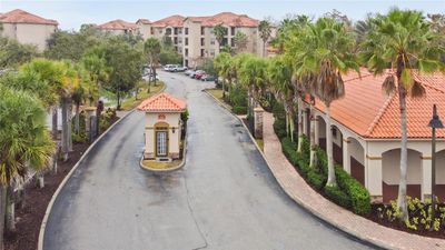 5302 - 1370 Tuscana Way, Condo with 2 bedrooms, 2 bathrooms and null parking in Davenport FL | Image 2