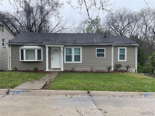 6155 Emerald Ave, Saint Louis, MO, 63135-3220 | Card Image