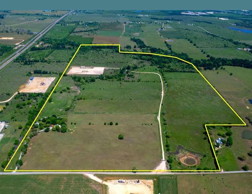 305 County Road 108, Caldwell, TX, 77836-8458 | Card Image