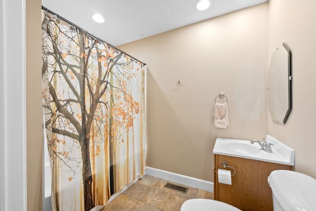 497 Beeker Rd, House other with 4 bedrooms, 4 bathrooms and 4 parking in Pembroke KY | Image 37