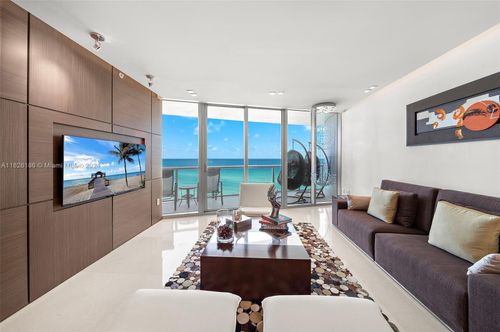 804-17001 Collins Ave, Sunny Isles Beach, FL, 33160 | Card Image