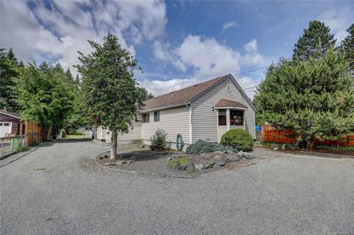 9486 Chemainus Rd, Chemainus, BC, V0R1K5 | Card Image