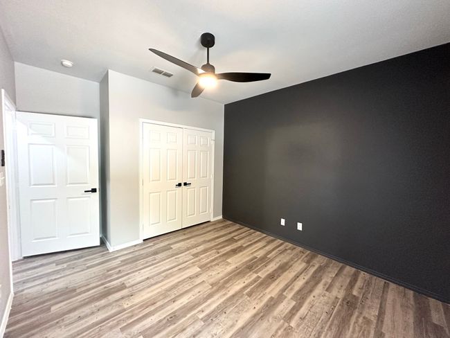 901 Se 10 Th St, Home with 3 bedrooms, 2 bathrooms and null parking in Grand Prairie TX | Image 21