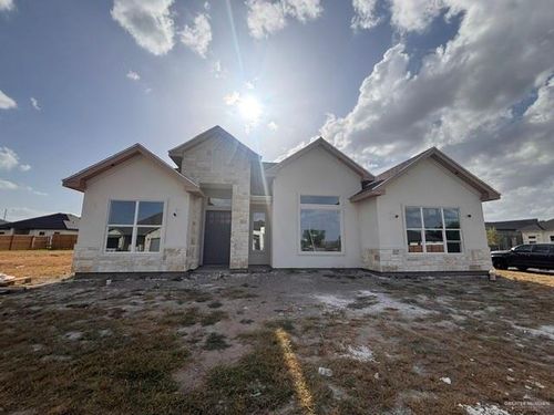 8111 N 49th Lane, McAllen, TX, 78504 | Card Image