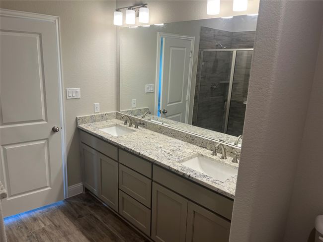 269 Sunnyside Dr, House other with 3 bedrooms, 2 bathrooms and null parking in Trenton TX | Image 6