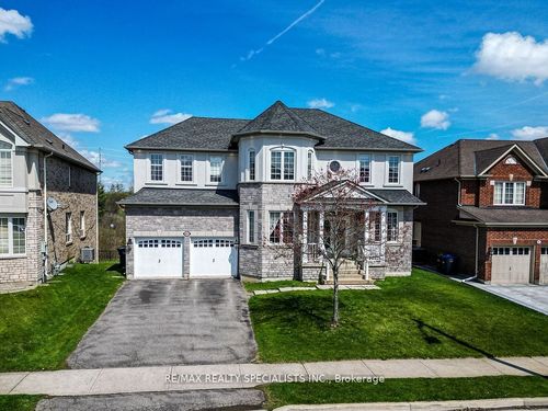 85 Bloomsbury Ave, Brampton, ON, L6P1S6 | Card Image