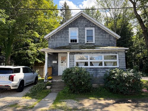 24 Union St, Merrimac, MA, 01860-2218 | Card Image