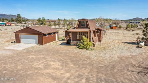 7620 E Longs Way, Flagstaff, AZ, 86004-1124 | Card Image