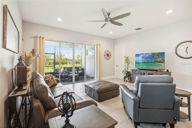 2621 Redblush Ter, House other with 3 bedrooms, 3 bathrooms and null parking in SAINT CLOUD FL | Image 7