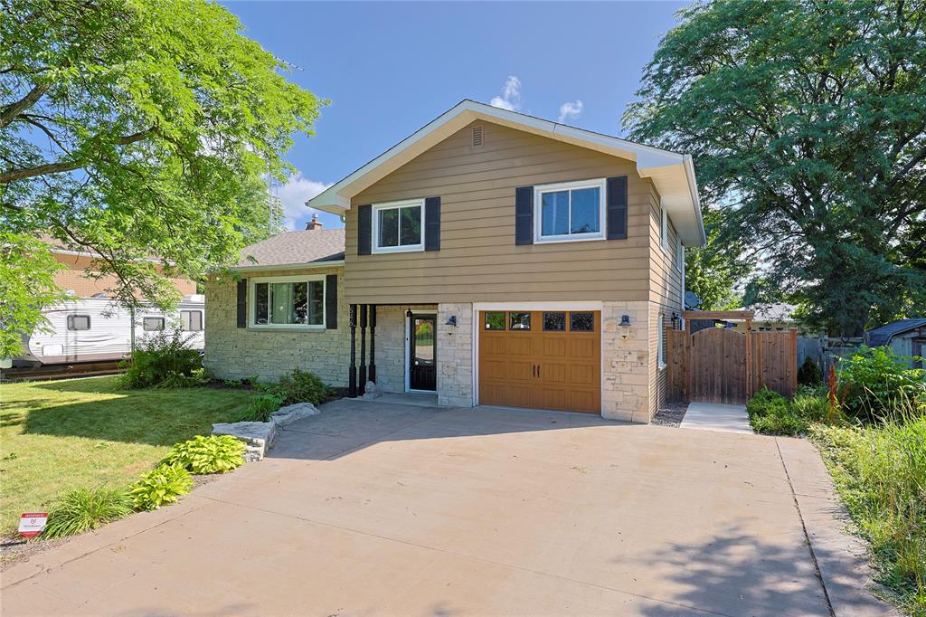Residential in Petrolia 2