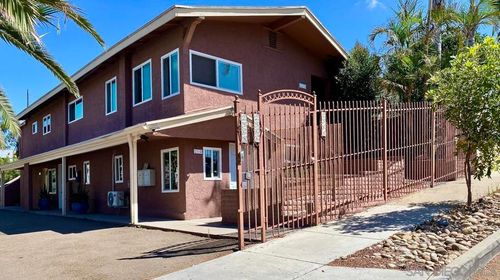 2964 E St, San Diego, CA, 92102-2246 | Card Image