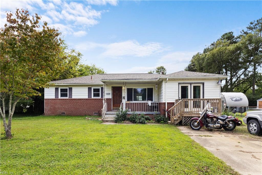 Sunnywood Dr, Virginia Beach, VA 23455