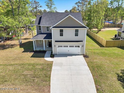 207 Cole Dr, Hampstead, NC, 28443-8681 | Card Image