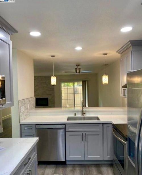 4207 Sheldon Cir, Pleasanton, CA, 94588-4875 | Card Image