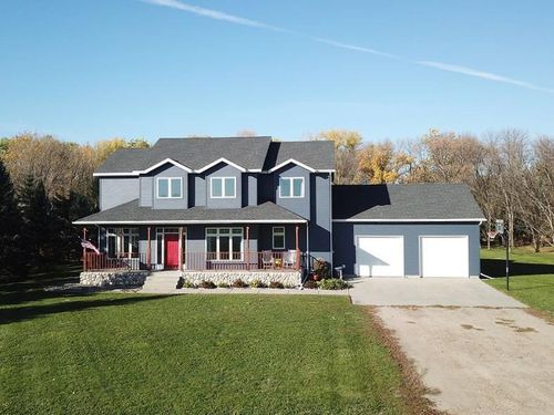 7589 40th St N, Moorhead, MN, 56560-7257 | Card Image