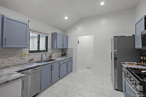 c-1061 S Yampa St, Aurora, CO, 80017-3390 | Card Image