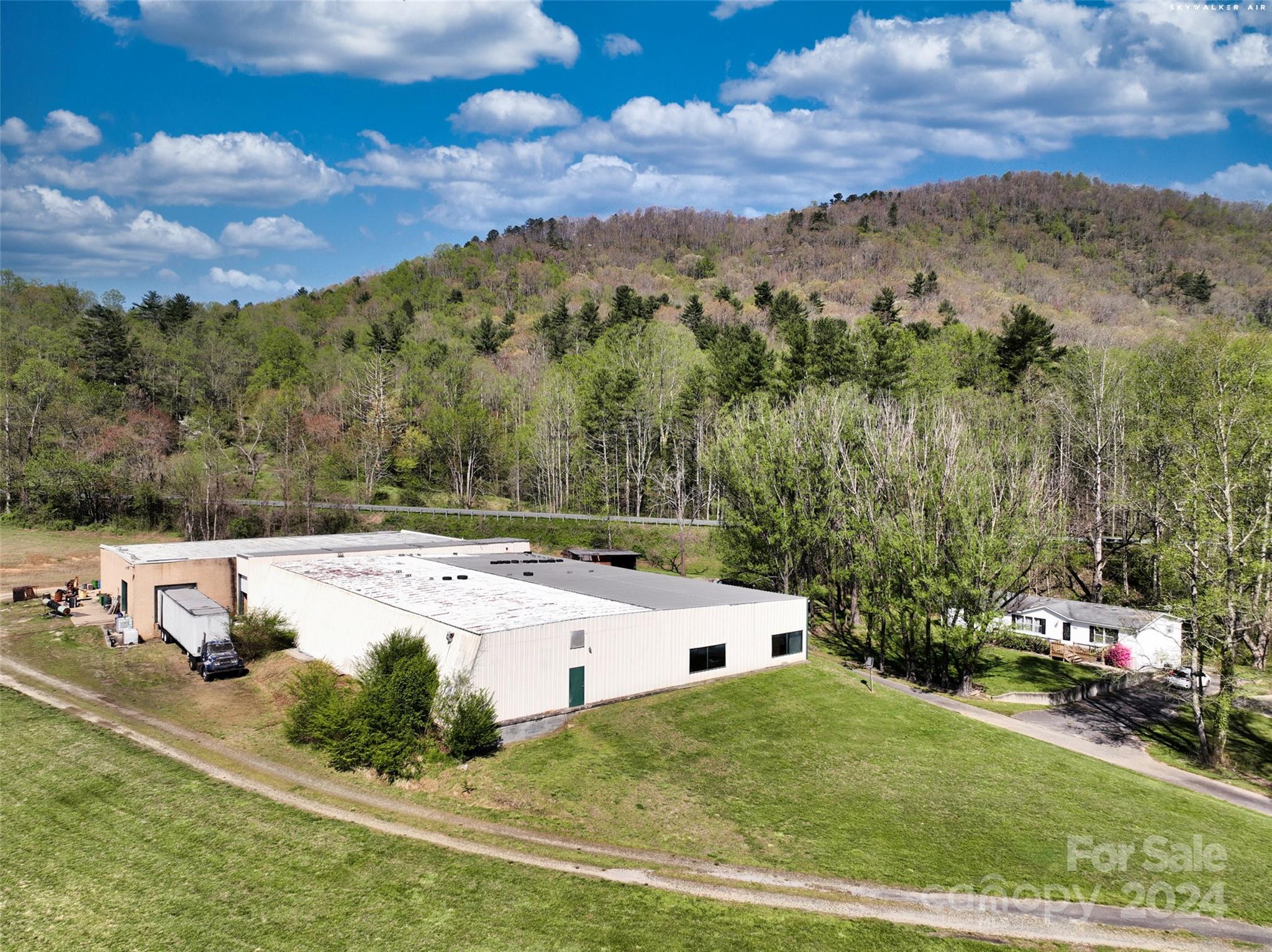 Old Hendersonville Hwy, Pisgah Forest, NC 28768