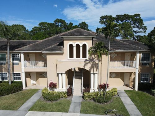8393 Mulligan Cir, Port St Lucie, FL, 34986-3304 | Card Image
