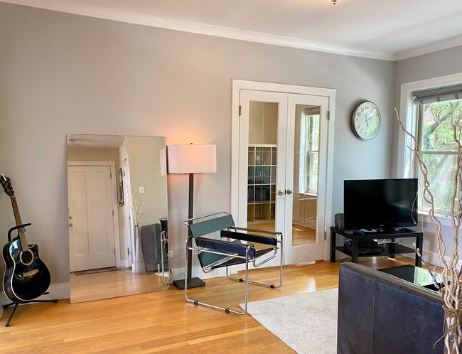 APT-3E - 1702 W Catalpa Ave, Home with 2 bedrooms, 1 bathrooms and null parking in Chicago IL | Image 4