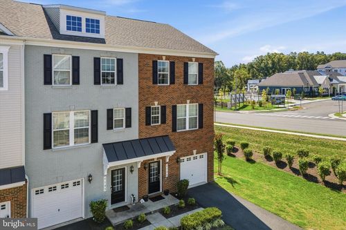 6195 Camerons Ferry Dr, HAYMARKET, VA, 20169-3333 | Card Image