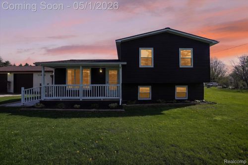 11020 Henderson Rd, Otisville, MI, 48463-9727 | Card Image