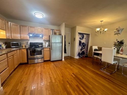 d4-624 Hyde Park Ave, Boston, MA, 02131 | Card Image