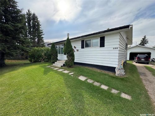 100 1st Ave N, Spalding, SK, S0K2A1 | Card Image